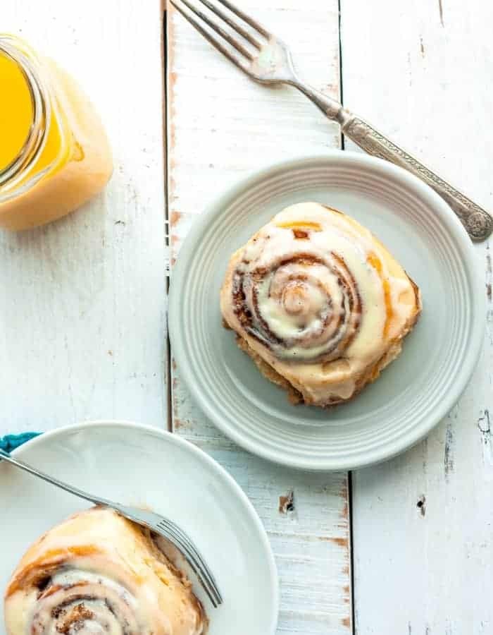 Overnight Cinnamon Rolls {Make Ahead Cinnamon Rolls}