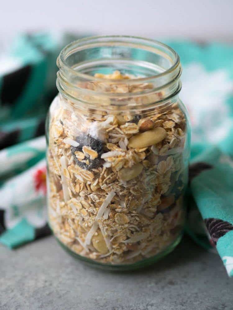 Coconut Cherry Muesli