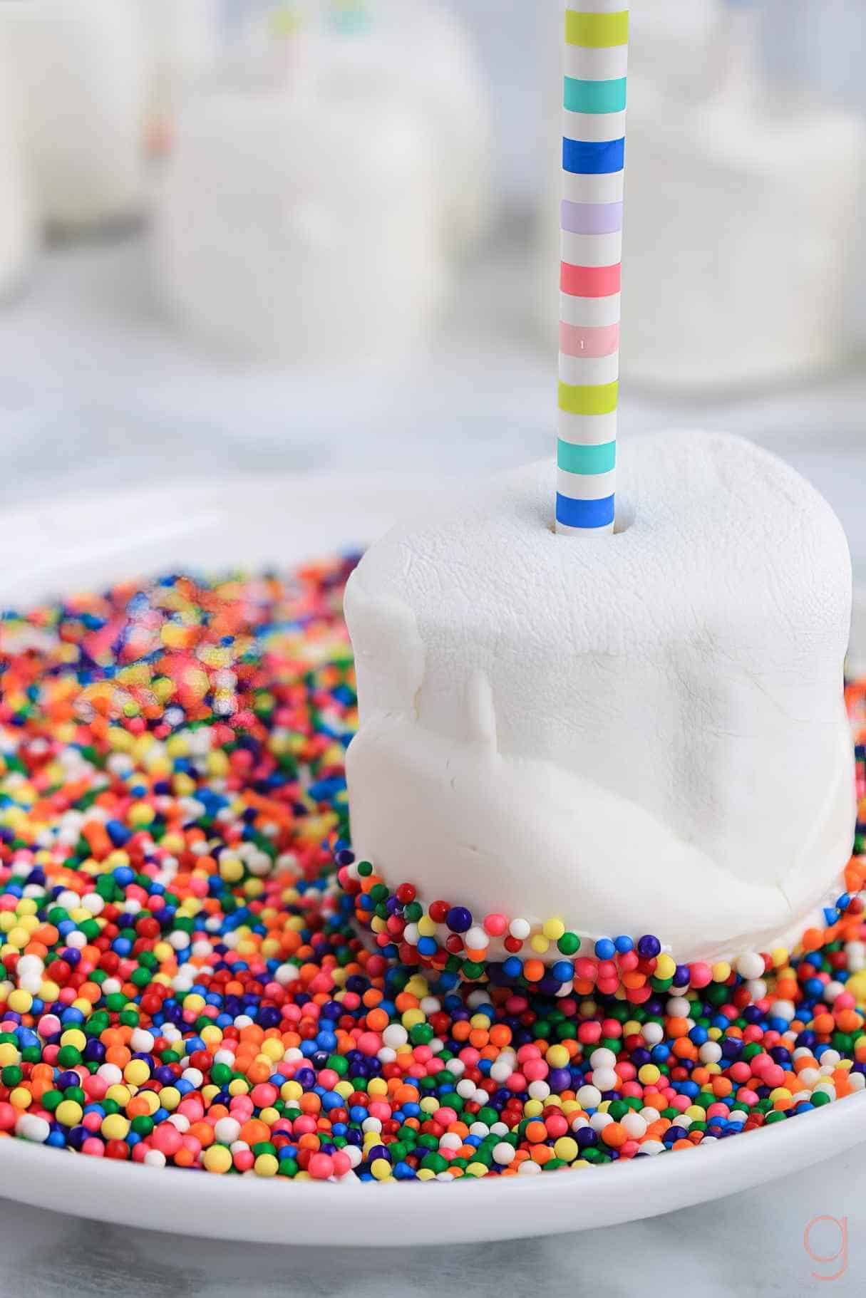 Make Marshmallow Pops with Sprincles