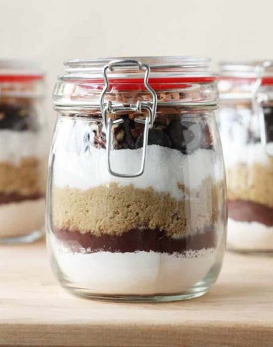 Brownies in a Jar: The Perfect DIY Gift for Sweet Lovers