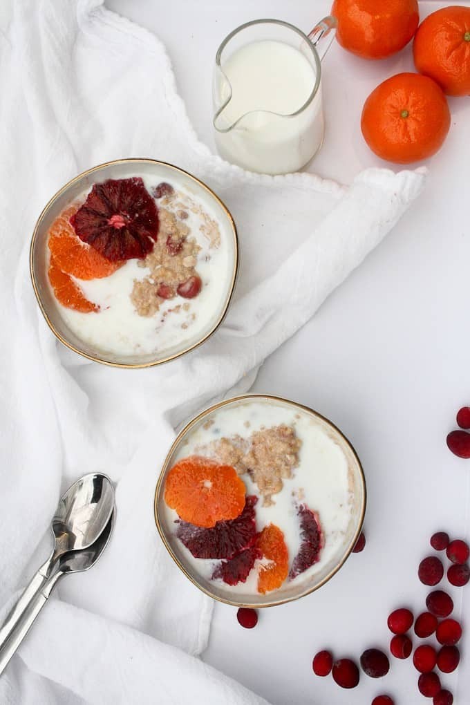 Slow Cooker Oatmeal with Winter Fruit