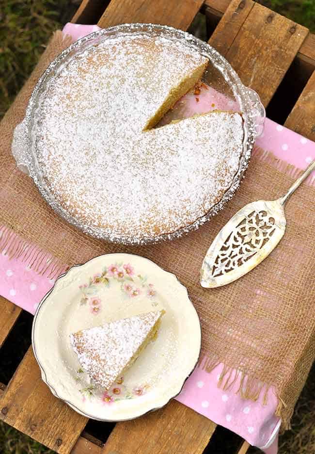 Italian Yogurt Cake