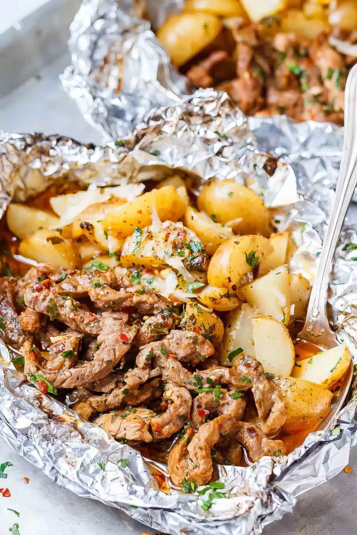 Delicious and Nourishing Garlic Butter Steak and Potato Foil Packs