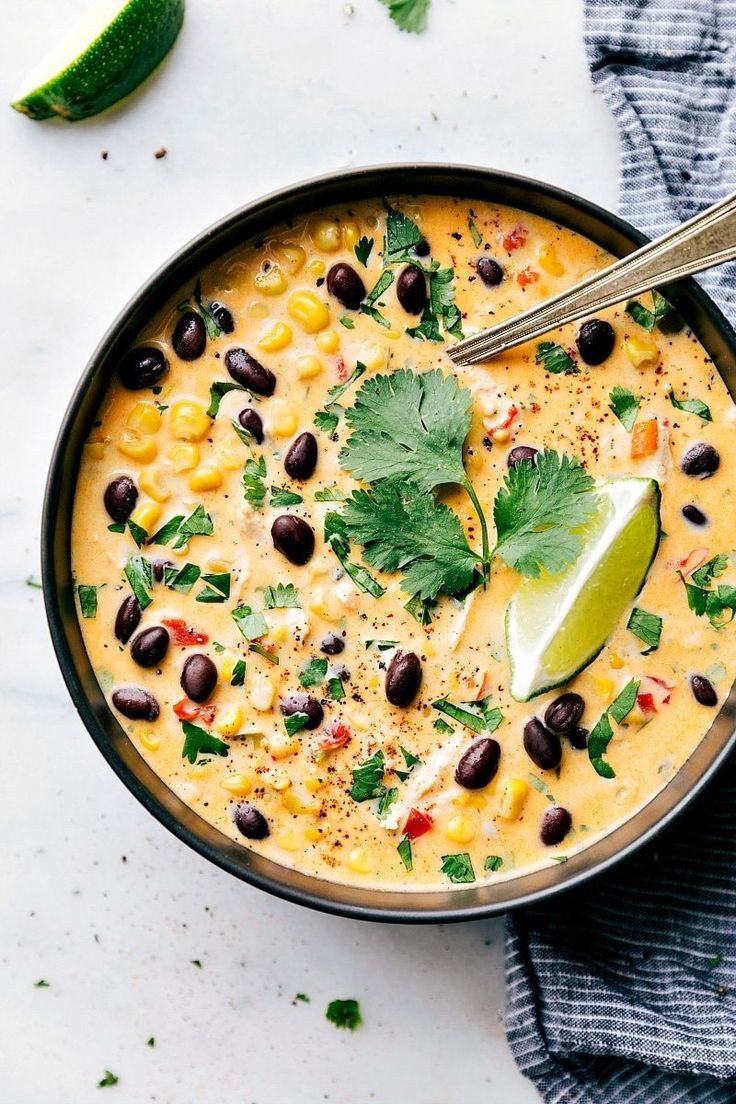 Mexican Crockpot Corn and Chicken Chowder