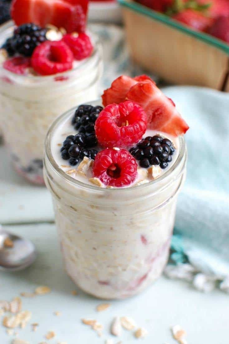 Overnight Triple Berry Oatmeal