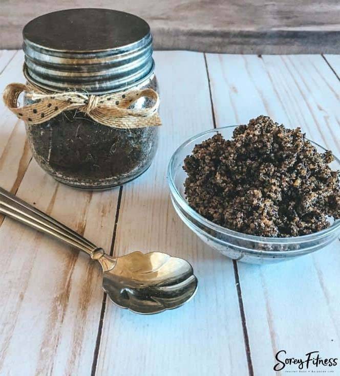 Easy DIY Coconut Oil & Coffee Sugar Scrub Recipe