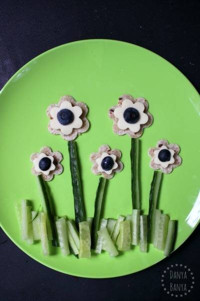 Cheese Flowers ~ a Healthy Snack that Kids Can Help Make!