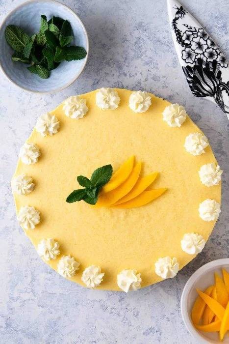 Simple No-Bake Mango Pie