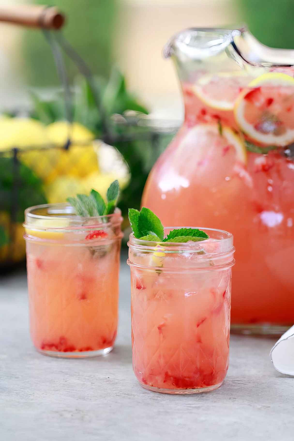 Easy Strawberry Lemonade with Honey