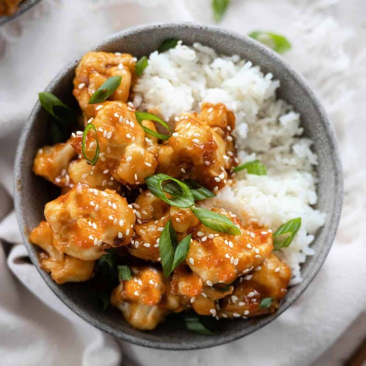 Sticky Sesame Cauliflower (With Dipping Sauce) – Simple Vegan Asian Recipe!