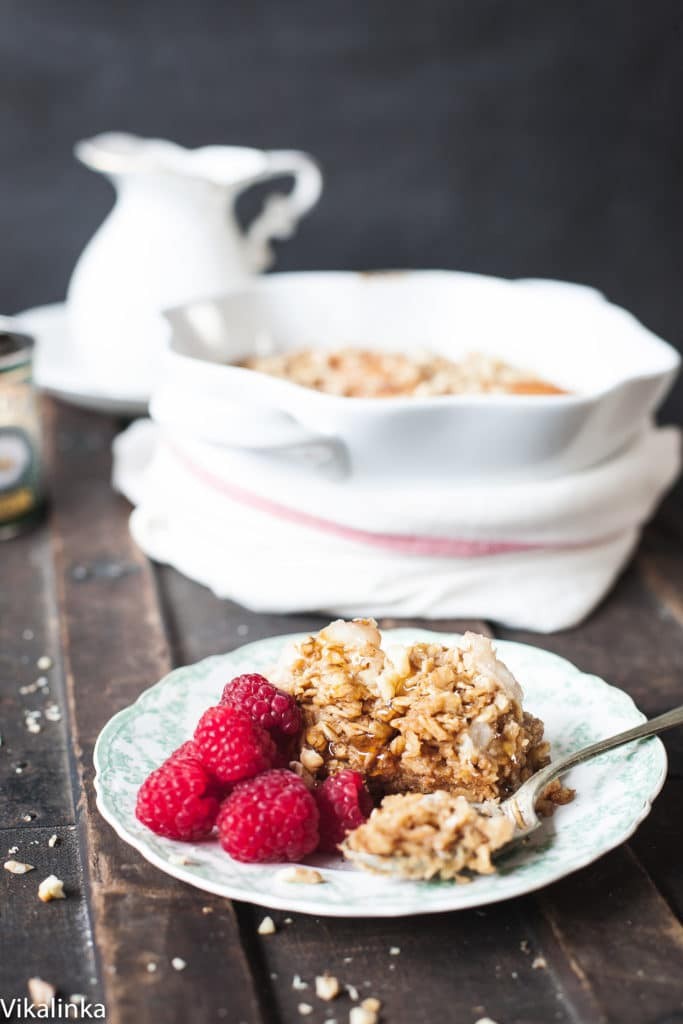 Spiced Pear Baked Oatmeal