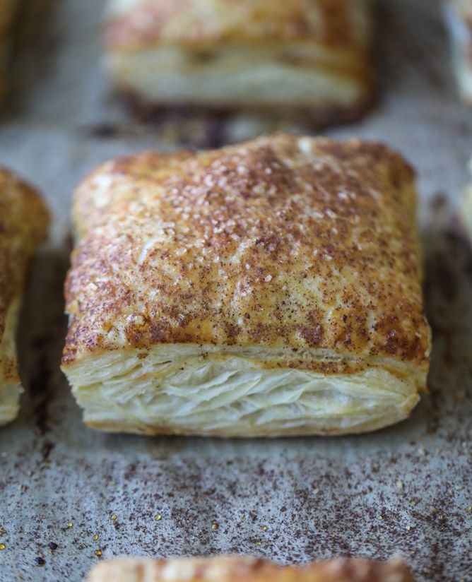 Mini-Apple Cheddar Pies