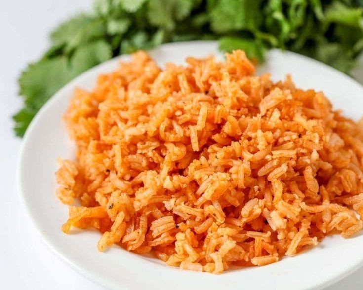 What to Serve with Fish Tacos? – Spanish Rice!