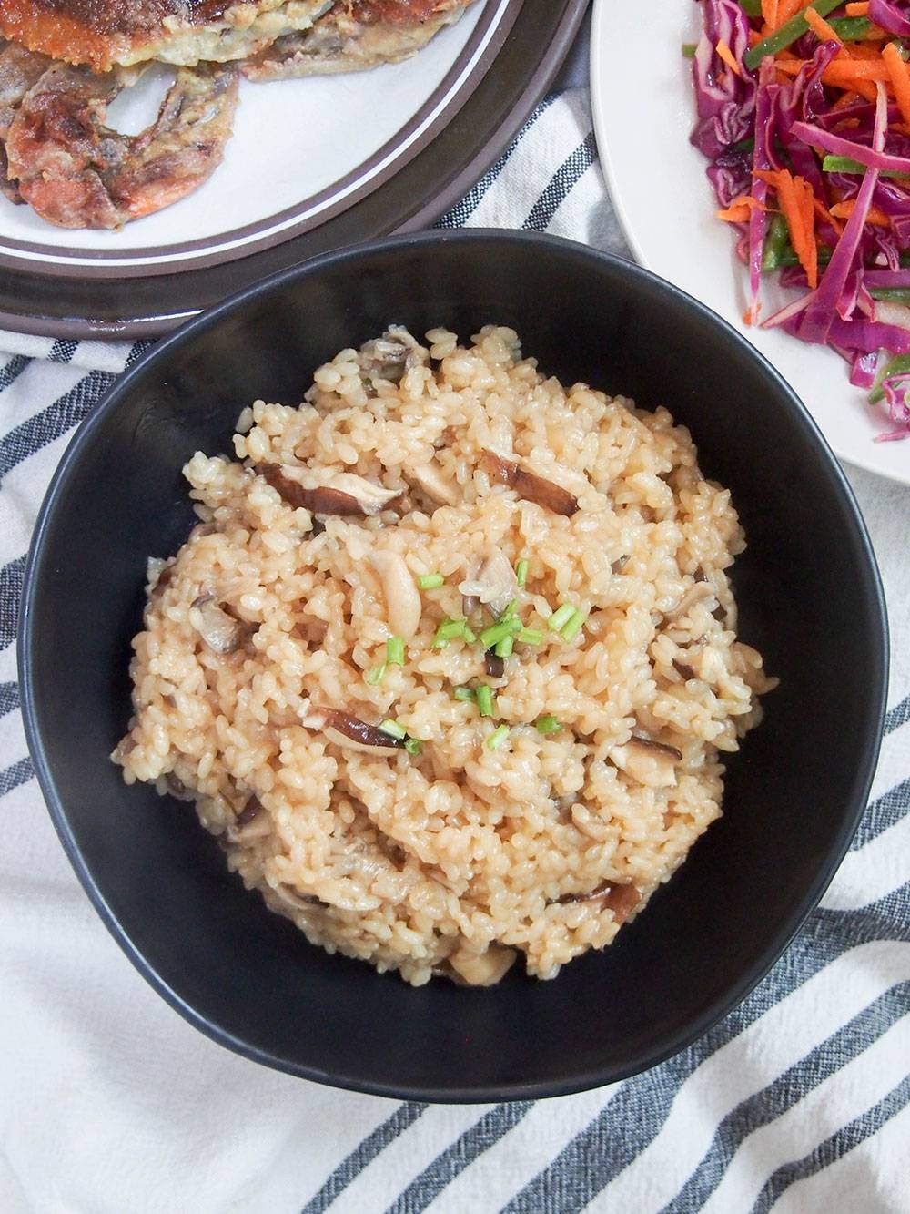 Japanese Mushroom Rice (Kinoko Gohan)