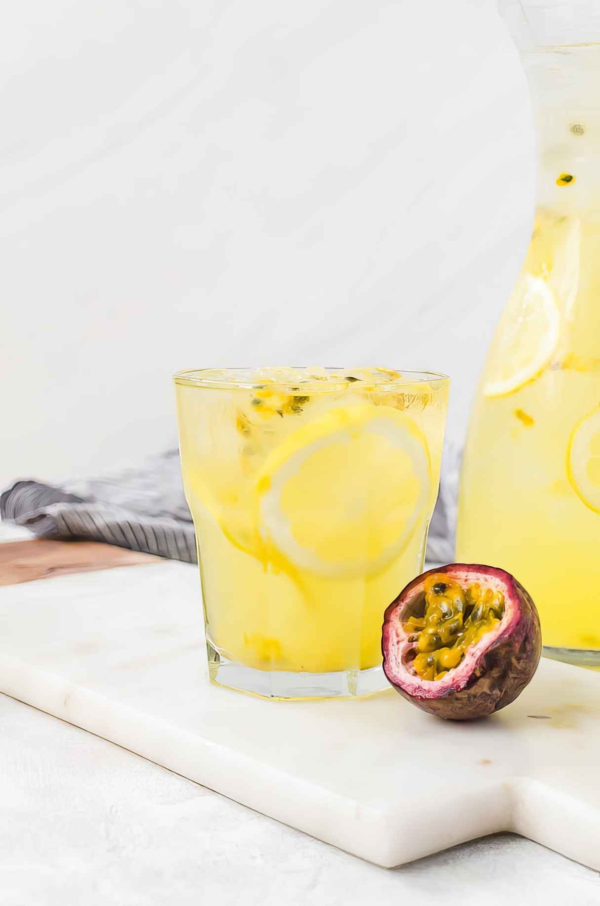 Refreshing Passion Fruit Lemonade